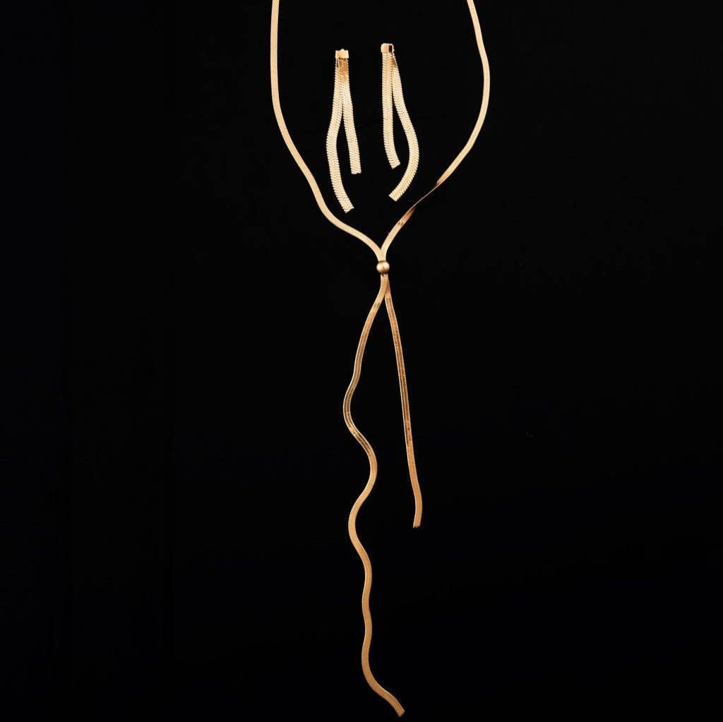 Taylor Lariat Necklace