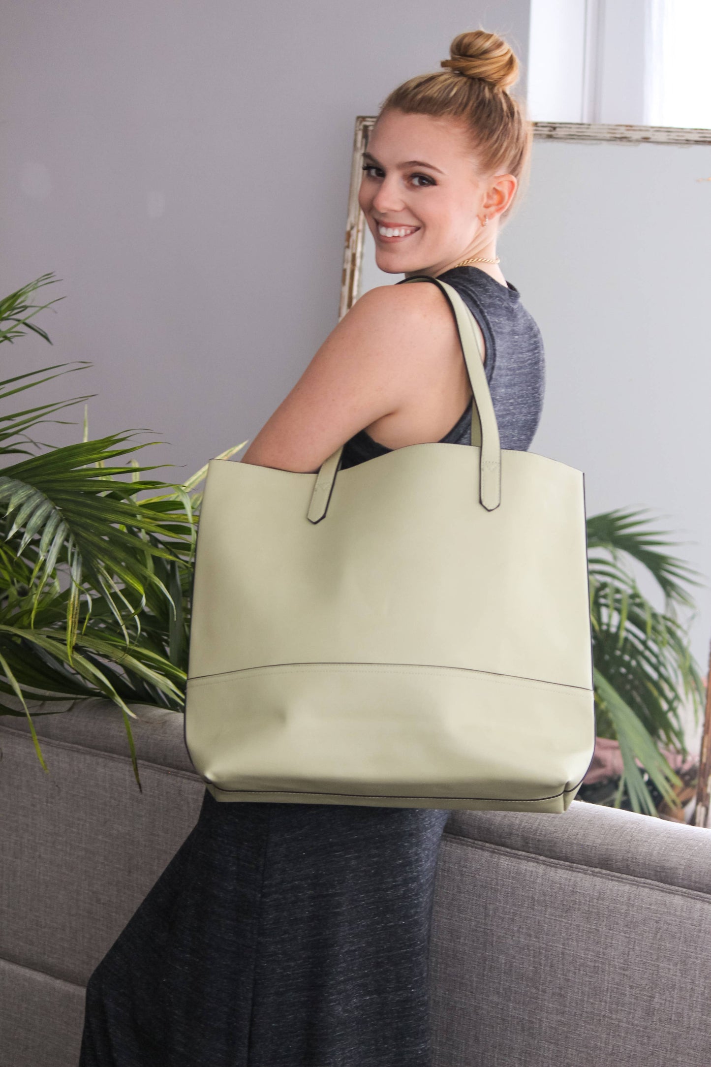 The Taylor Tote