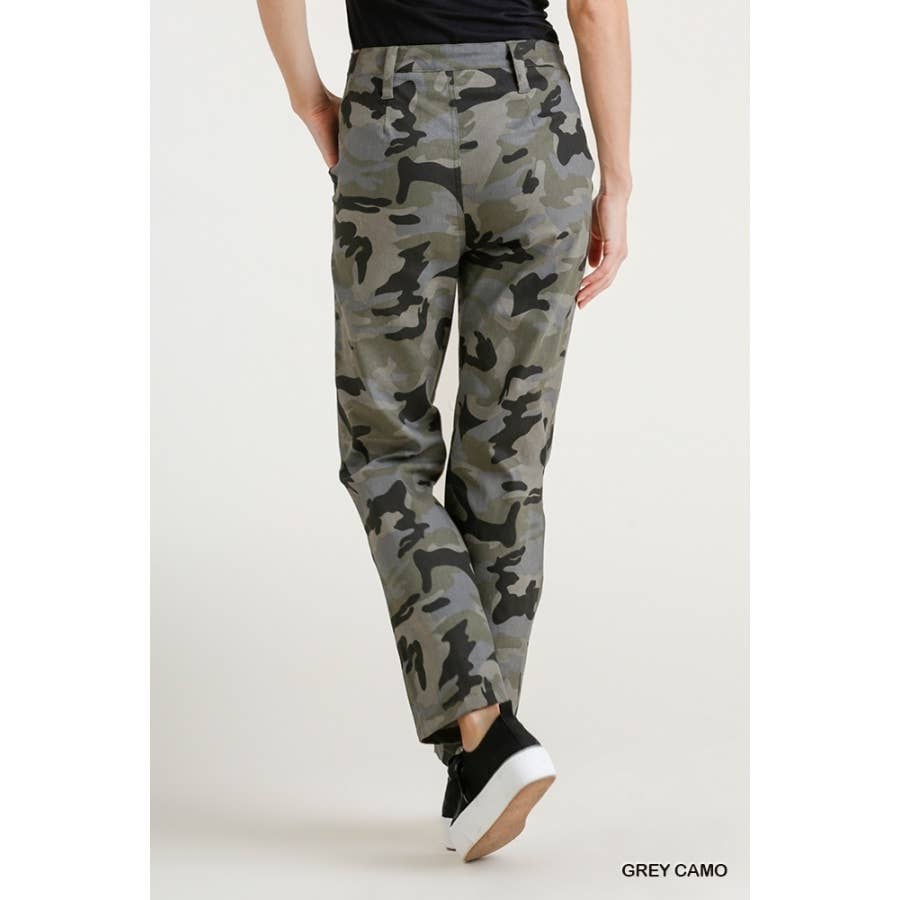 Camo Print Straight Pants with Pockets and Front Zipper