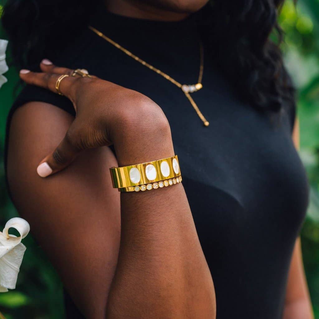 Alys 18kt Gold Plated Shell Cuff Bracelet