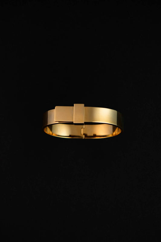 Holly Buckle Bangle