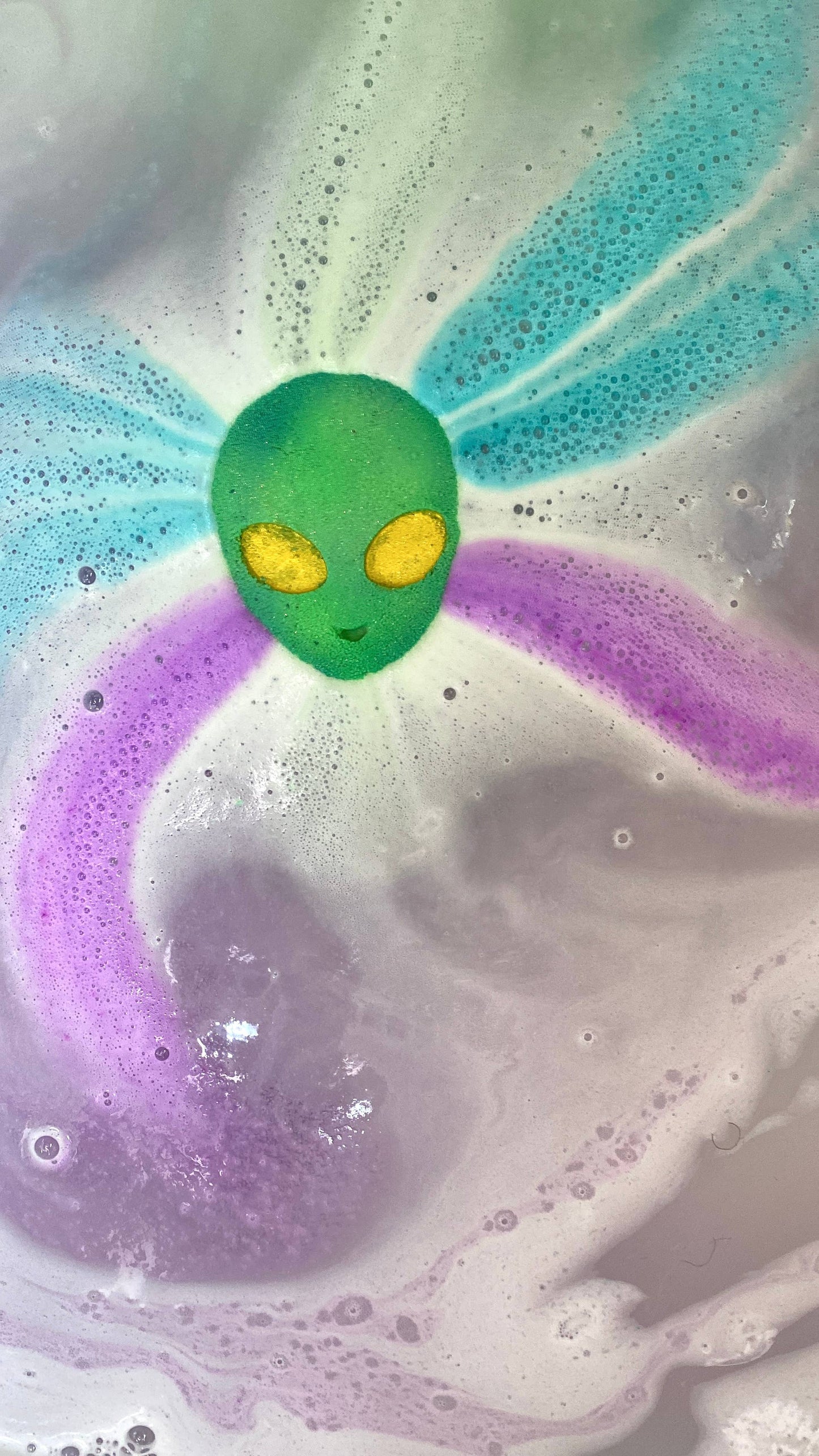 Alien Bath Bomb