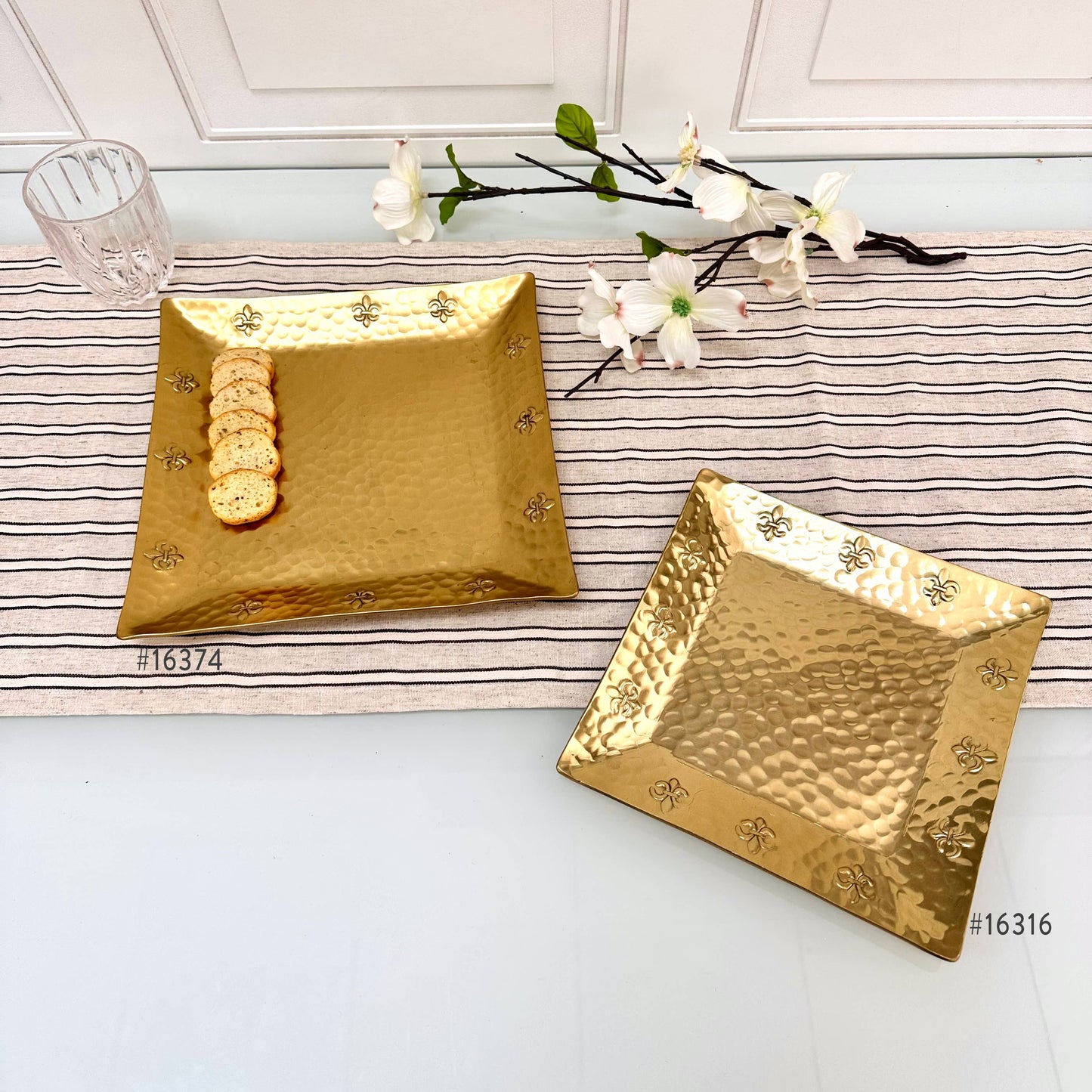 10" Gold Hammered Fleur de Lis Border Square Tray